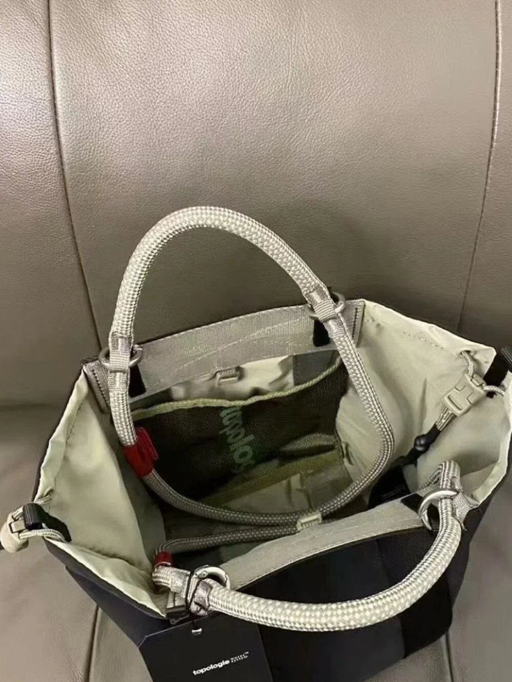Topologie pre owned